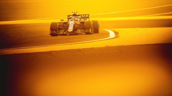 «Формула-1» в песчаной буре восхитительна. Но как это снимают? Песок портит болиды и шлемы?