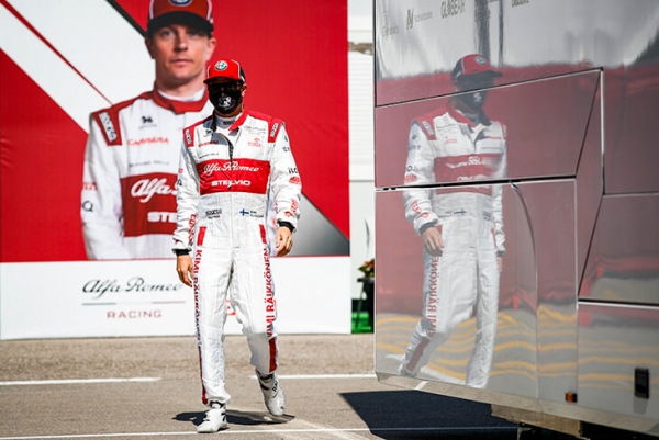Сына Шумахера готовят к дебюту в «Ф-1». Хотя он далек от титула «Ф-2» и проигрывает топ-пилоту из России