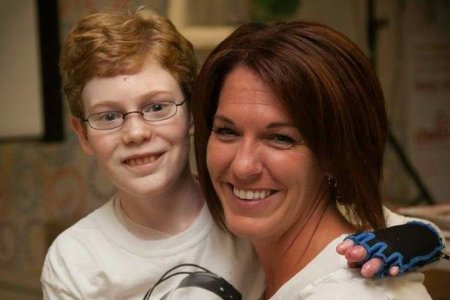 Женщина отсудила 8 млн у больницы, которая сделала её сына инвалидом