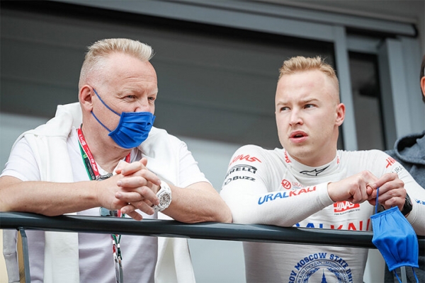 Мазепиных выдавили из «Формулы-1» – сработал ультиматум немецкого спонсора Шумахера