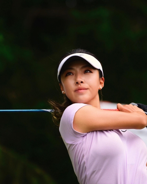 Лили Муни Е – девушка пилота «Уильямса» Александра Албона. Одна из лучших китайских гольфисток и точно самая красивая!
