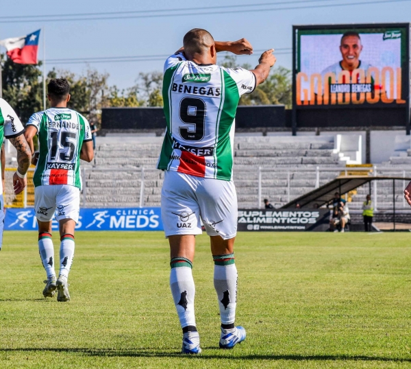 УАЗ в чилийском футболе: спонсирует клуб эмигрантов из Палестины, подгоняет игрокам внедорожники