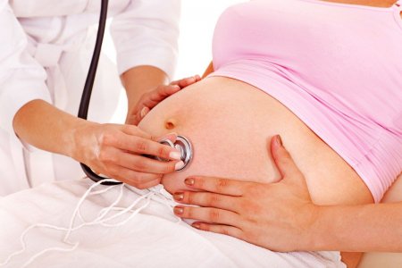 Американка случайно узнала о беременности на седьмом месяце из-за редкой аномалии