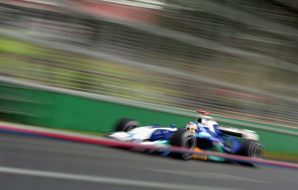 Какой рекорд скорости в «Формуле-1»? Болид правда разогнался быстрее 400 км/ч?