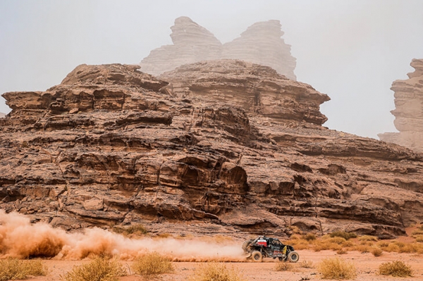 «Дакар» раскрыл всю прелесть Аравии: горы причудливой формы, Красное море, марсианский пейзаж и буйство песка. Красивейшая гонка планеты