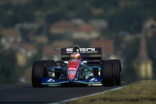 Ральф Шумахер ворвался в «Ф-1» с невозможным пилотажем: давил на газ и тормоз одновременно. Коробки передач ломались одна за другой