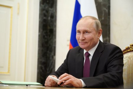 Владимир Путин прокомментировал свою вакцинацию от коронавируса