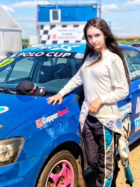 Ирина Сидоркова – гонщица из России. Ездит в испанской «Формуле-4», любимый пилот – Феттель 