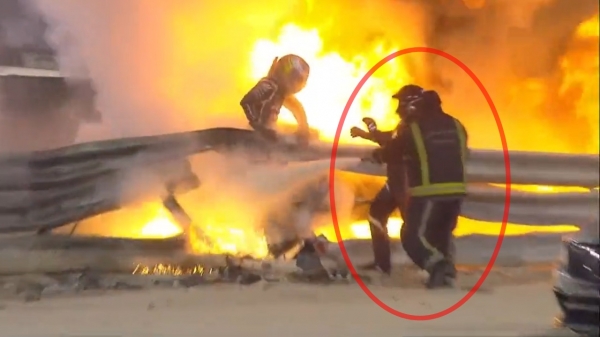 Гонщик «Ф-1» провел в пламени взорвавшегося болида 27 секунд – и уцелел. Его спасли конструкция машины, смелый пожарный и комбинезон