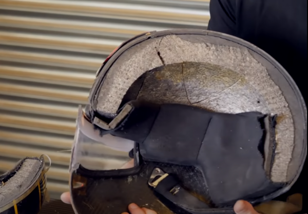 Шлем для «Ф-1» за $5000 в разрезе: пара миллиметров карбона и кевлара, потом пять сантиметров пенопласта. Выдержит выстрел