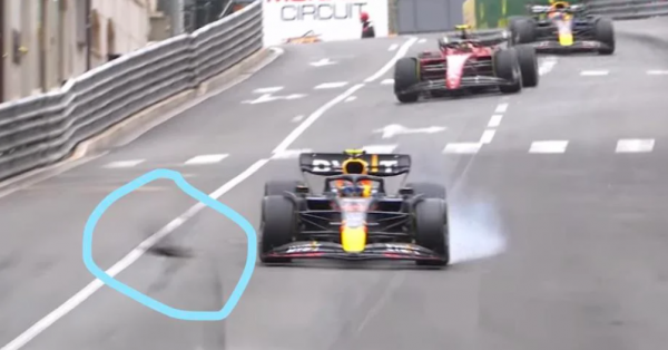 Перес рискнул лидерством на Гран-при Монако – спасал птицу резким торможением с дымом. Испортил шину, но увернулся!