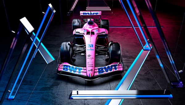 В «Ф-1» розовая реконкиста: хотелки спонсоров испортили лучшую ливрею 2021-го. Идентичность команды Алонсо просто съедена