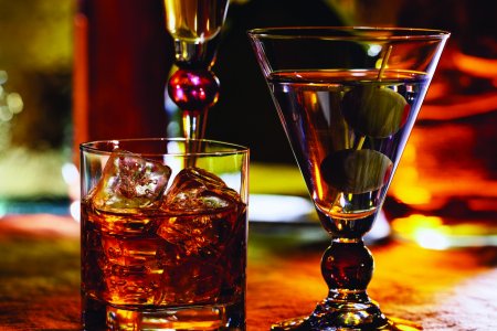 Пьянство и алкоголизм  провоцируют разные гены