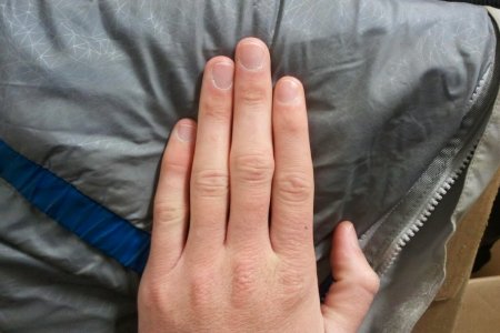 Безымянный или указательный: если этот палец короче, то у вас проблемы с сердцем
