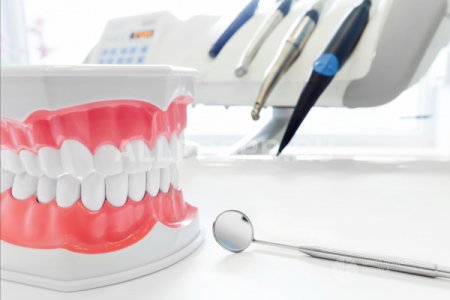 Учёные рассказали об опасности зубных имплантатов