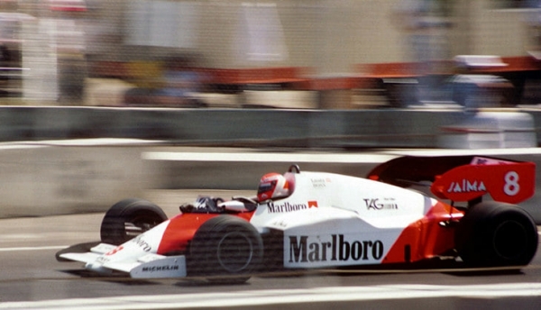 Гениальное изобретение «Макларена» из 1984-го. Его до сих пор используют все команды «Формулы-1»