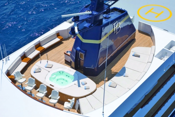 Бывший шеф «Ф-1» Экклстоун купил огромную яхту как настоящий бизнесмен: за $9 млн при стоимости в $93 млн при постройке